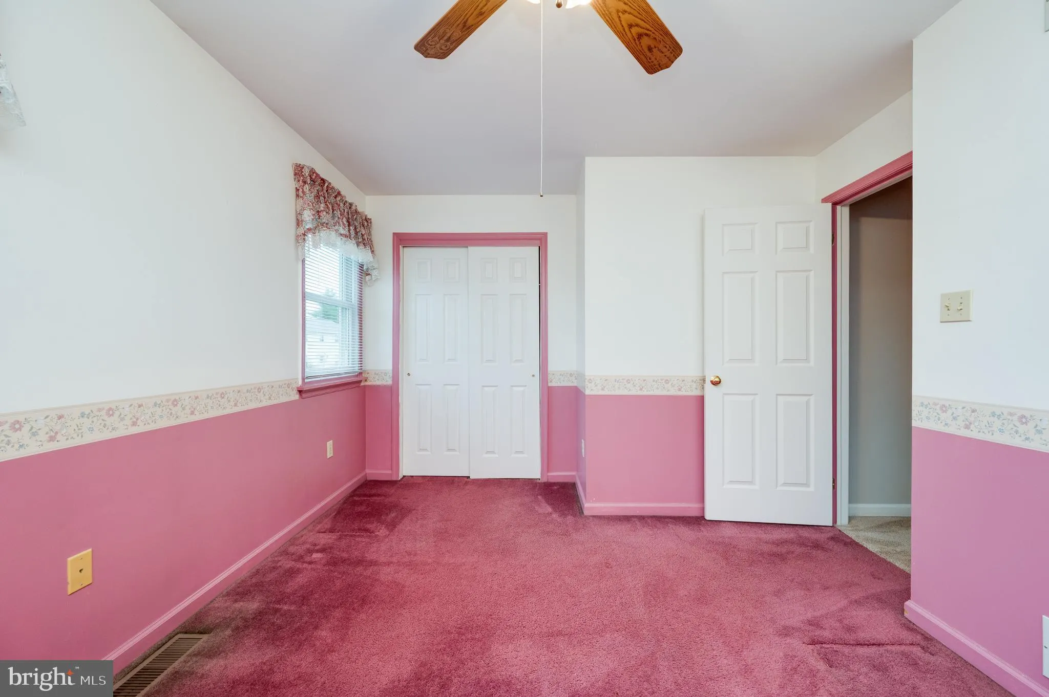 Blandon, Pennsylvania 19510, United States, 4 Bedrooms Bedrooms, ,3 BathroomsBathrooms,Residential,Pending,119078