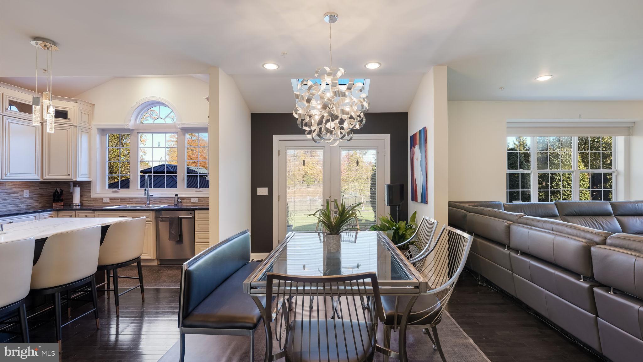 WARRINGTON GLEN - Residential