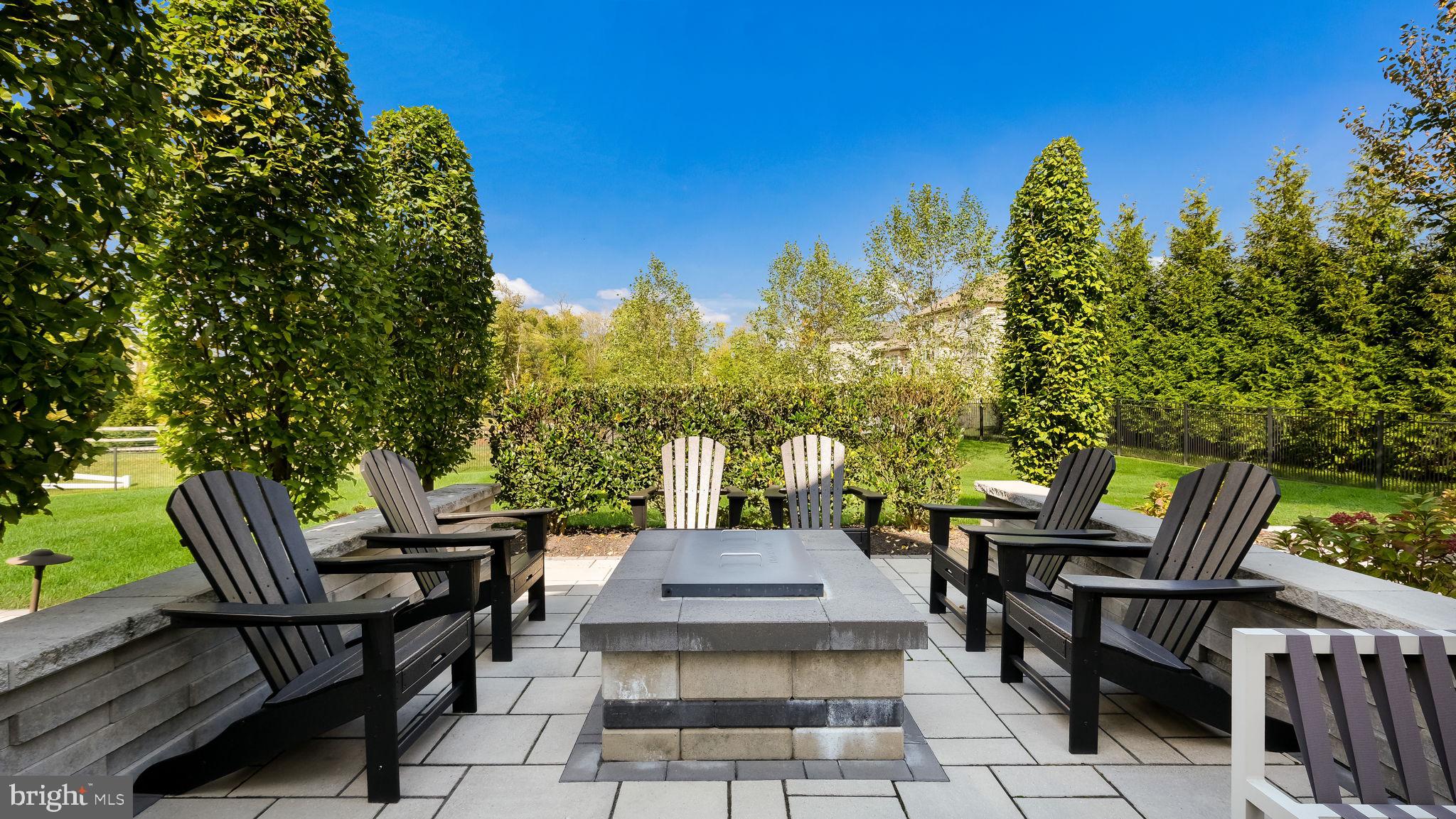 WARRINGTON GLEN - Residential