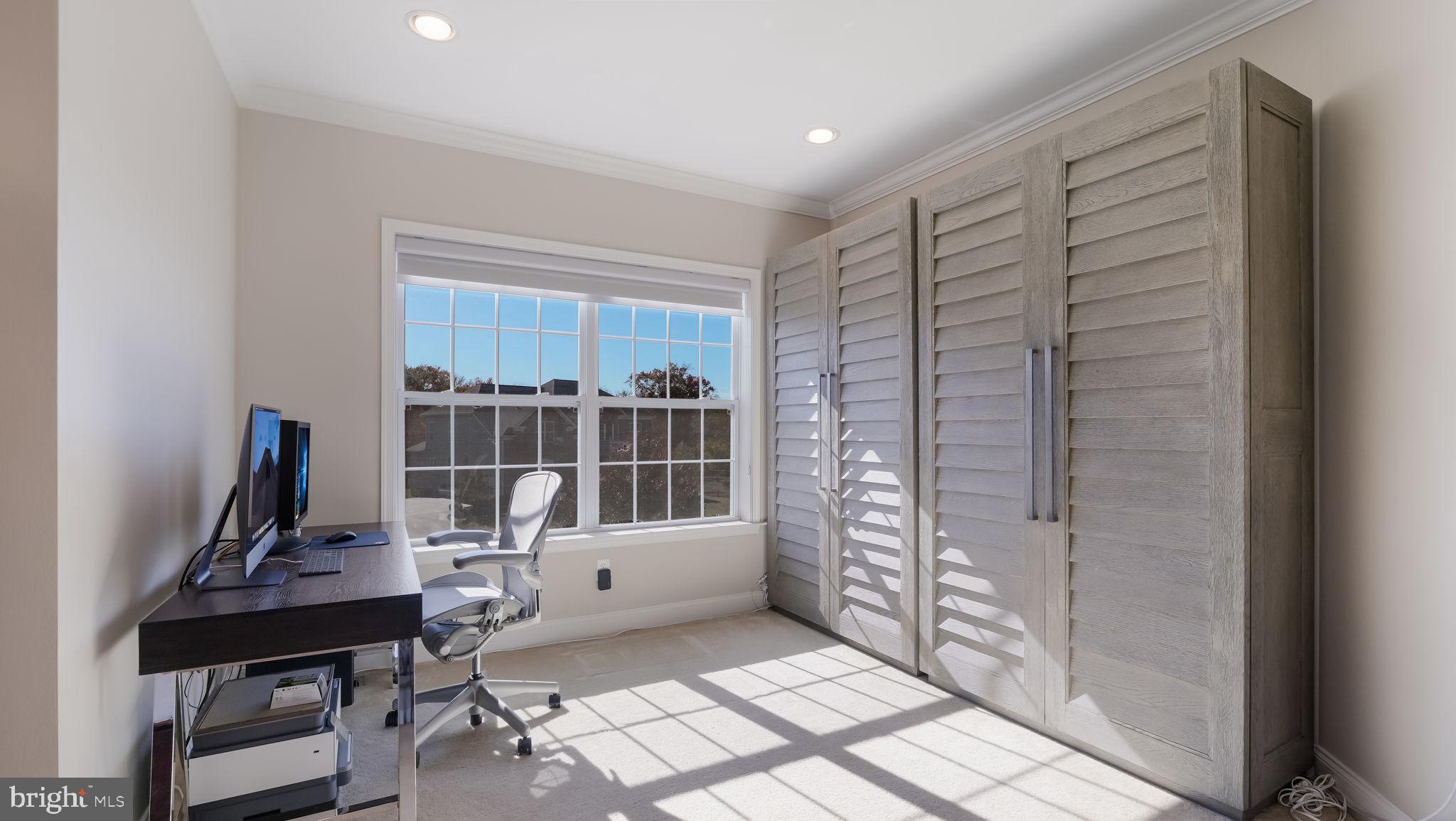 WARRINGTON GLEN - Residential