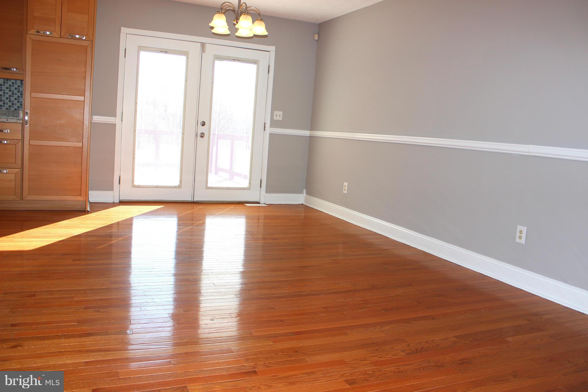 MEADOWBROOKE - Residential