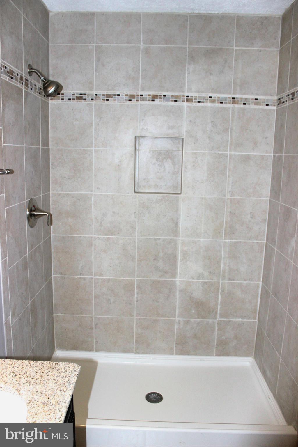 MEADOWBROOKE - Residential