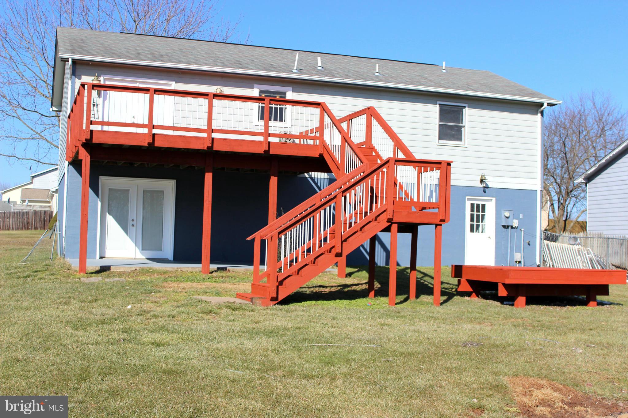 MEADOWBROOKE - Residential