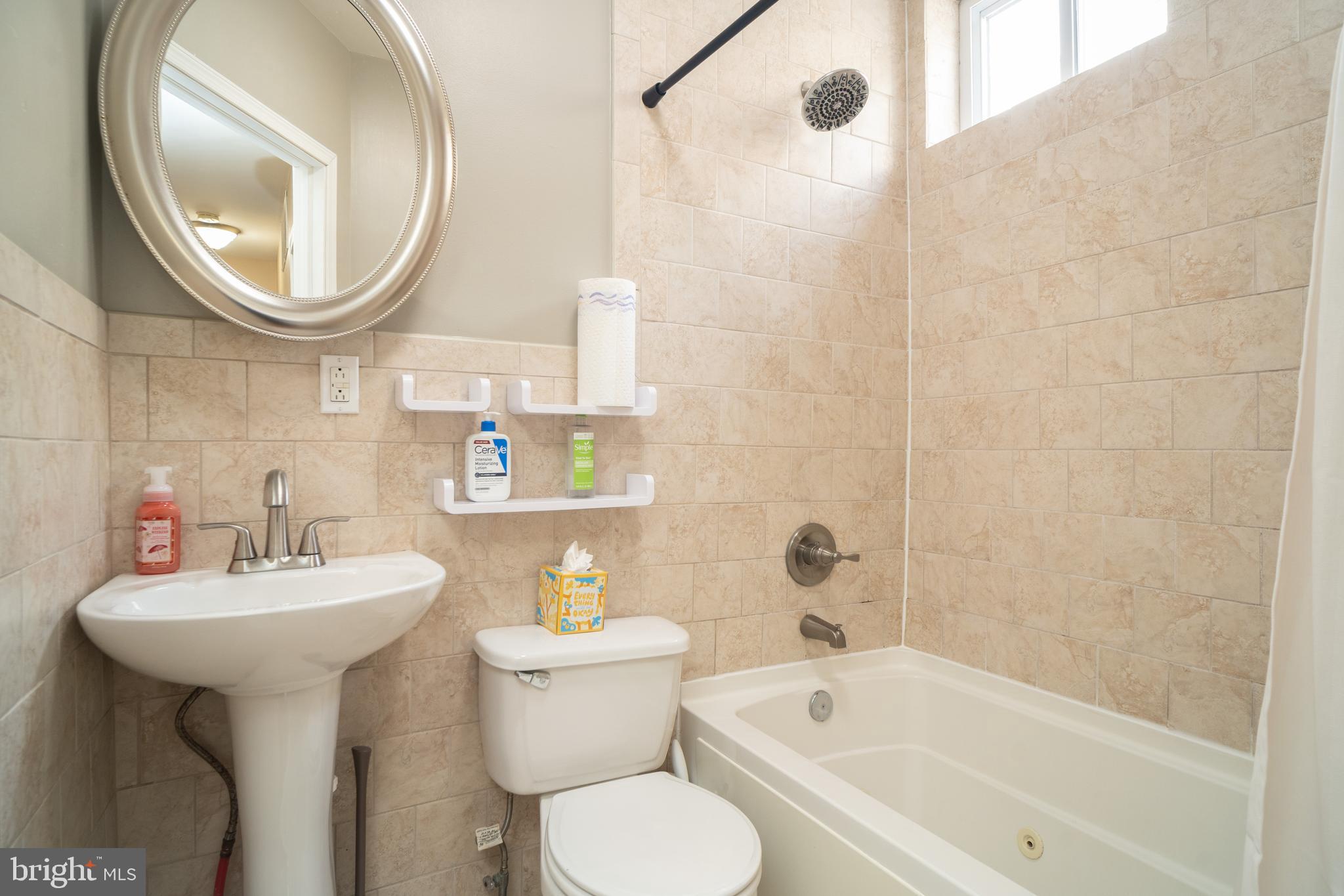 WHITMAN - Residential