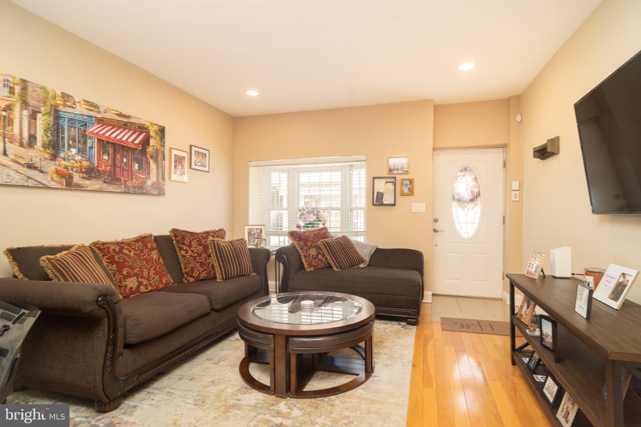 WHITMAN - Residential