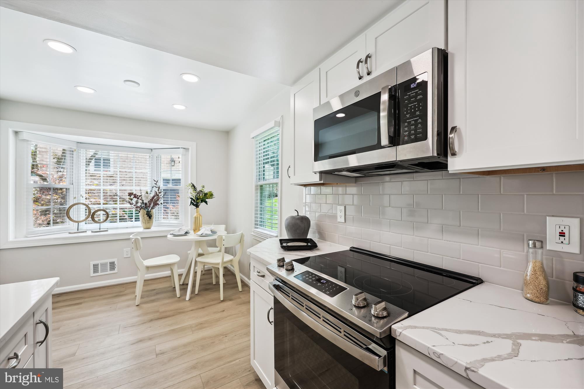 SHADY GROVE VILLAGE - Residential