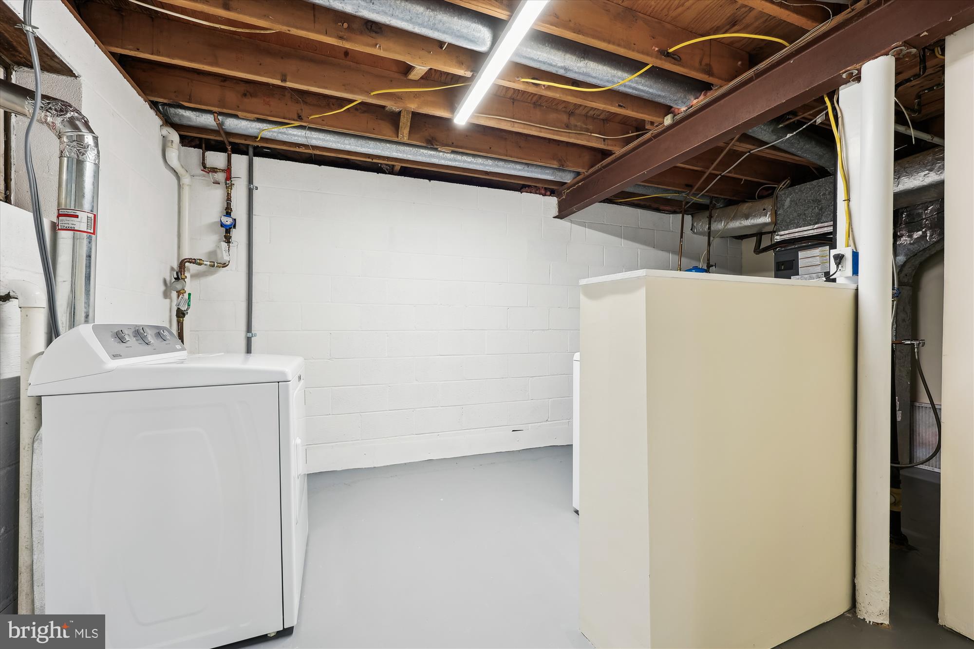 SHADY GROVE VILLAGE - Residential