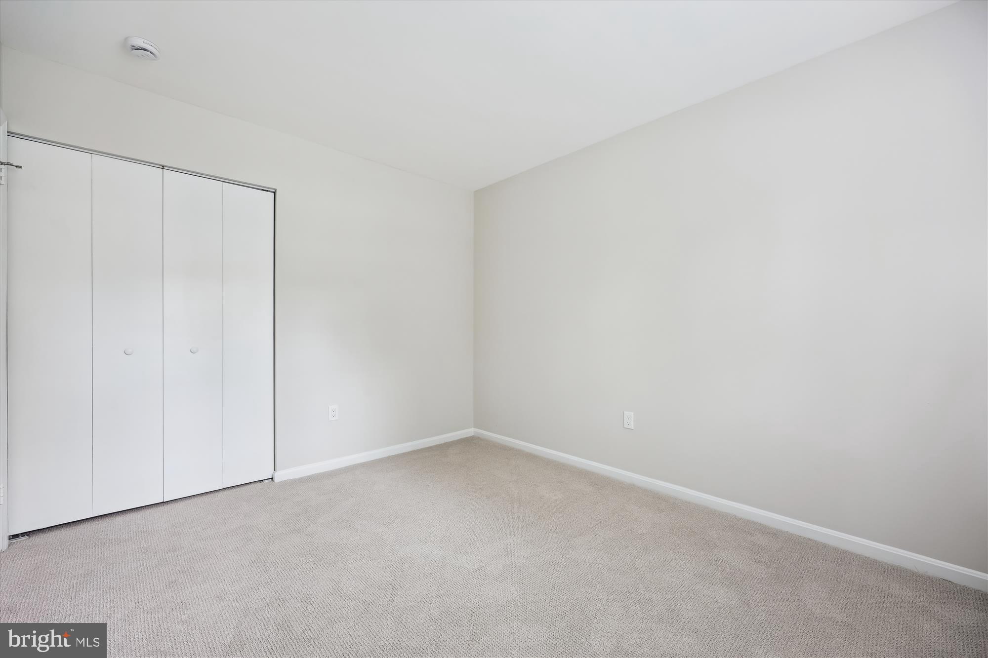 SHADY GROVE VILLAGE - Residential