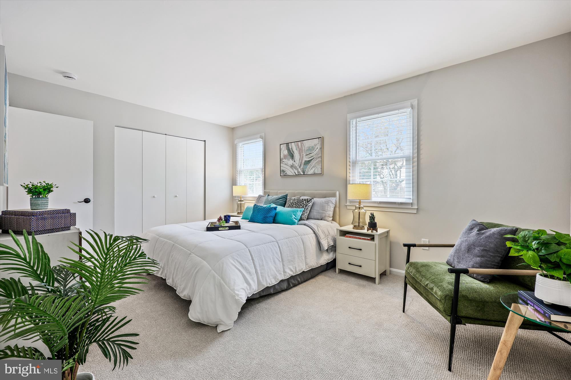 SHADY GROVE VILLAGE - Residential