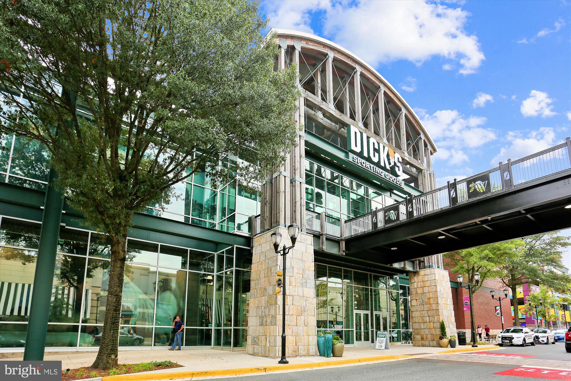 SHADY GROVE VILLAGE - Residential