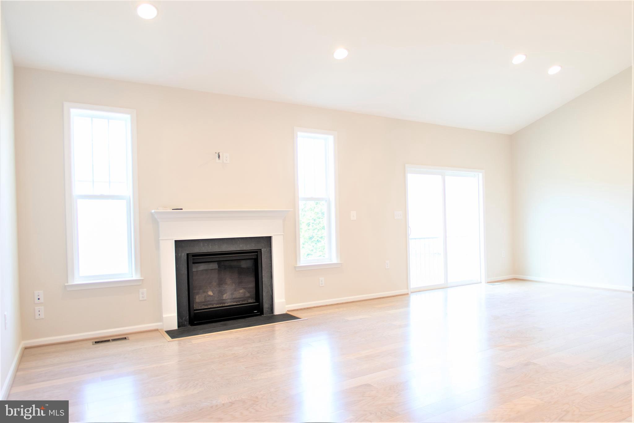 MARTINSBURG STATION - Residential