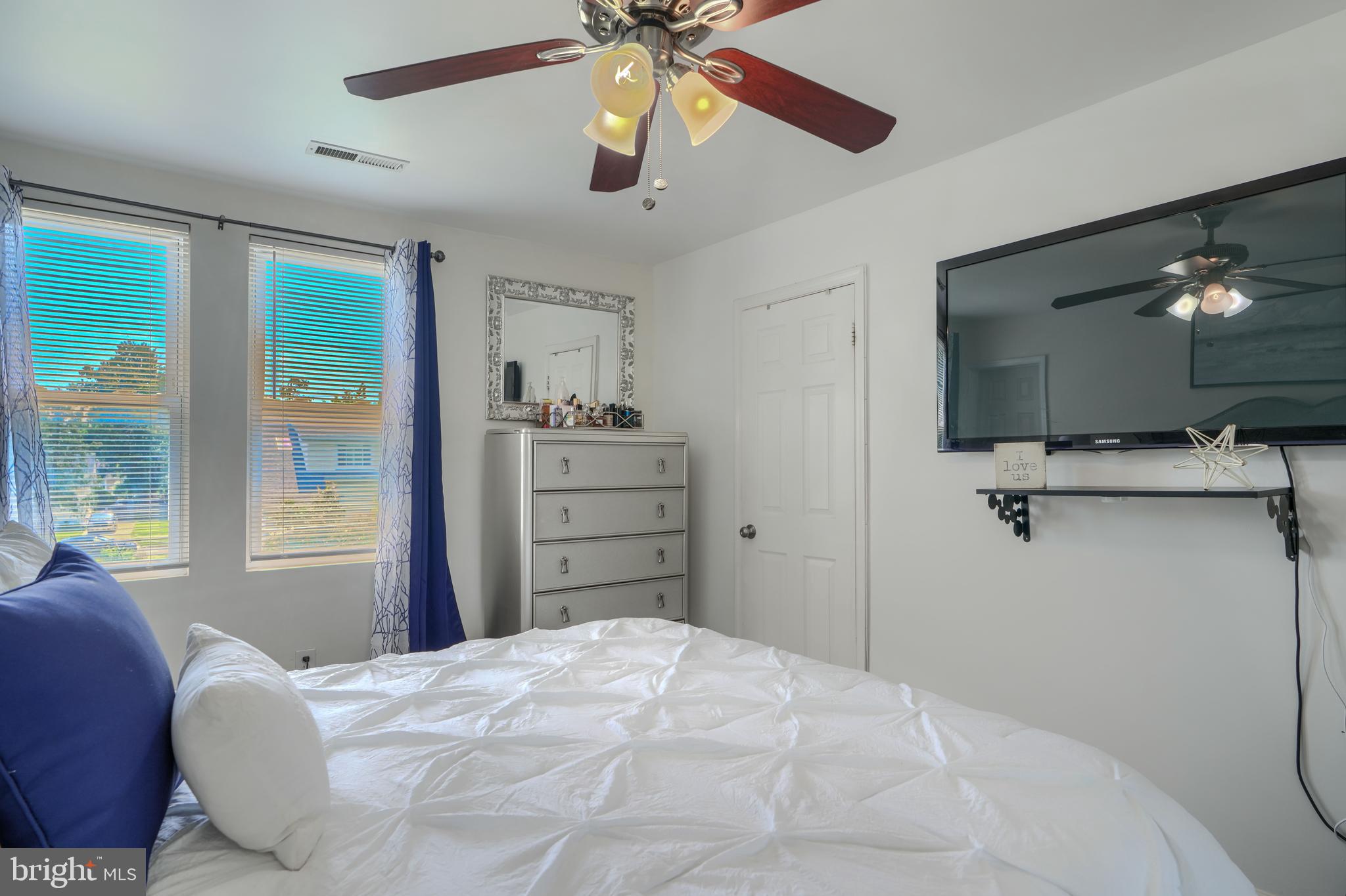 HOWARD PARK - Residential