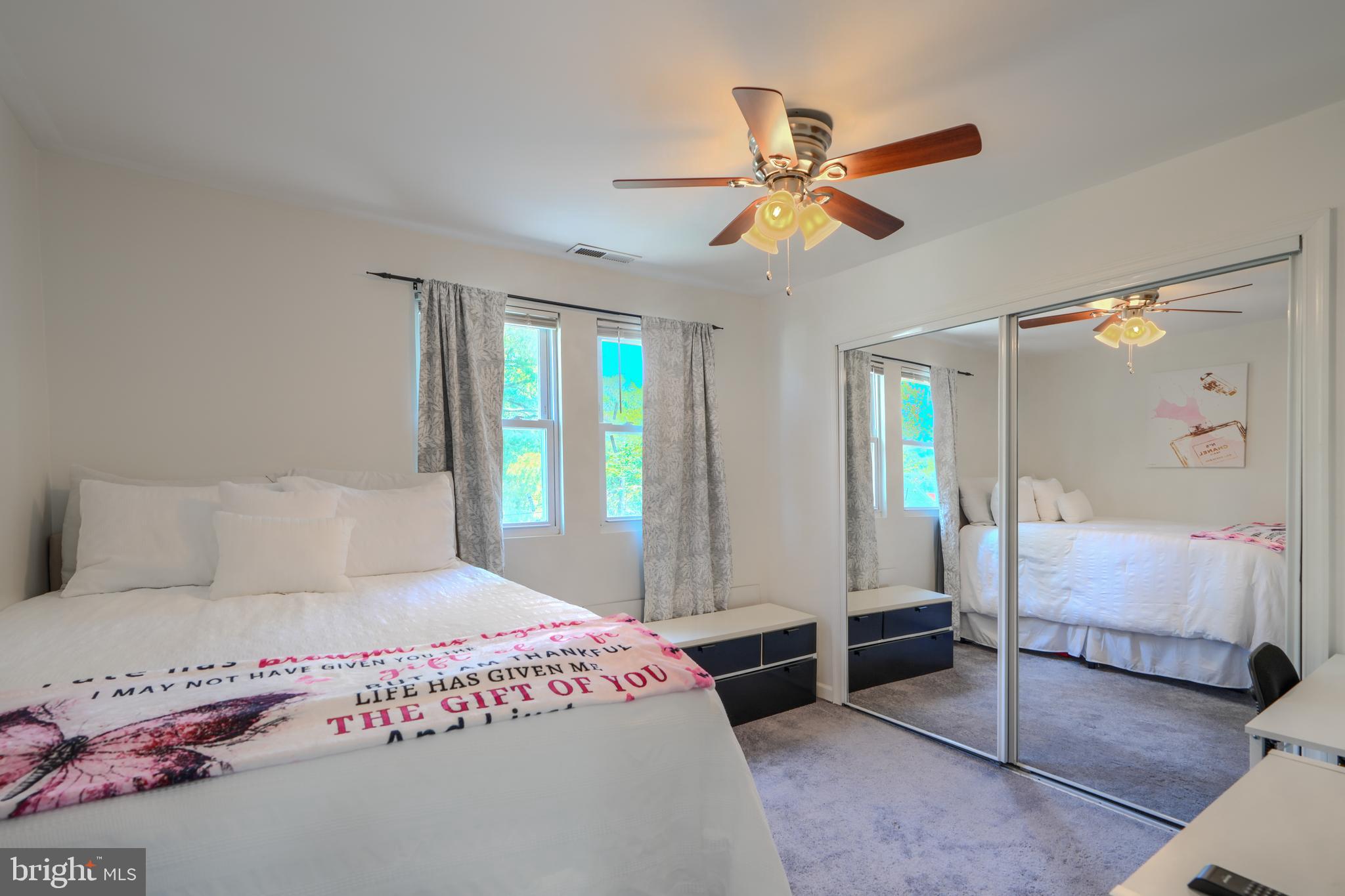 HOWARD PARK - Residential