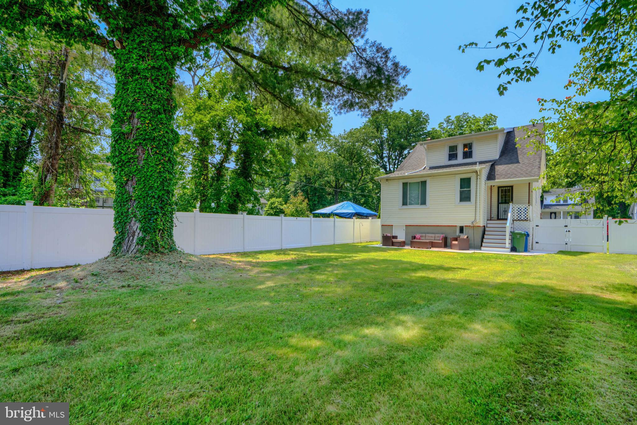 HOWARD PARK - Residential