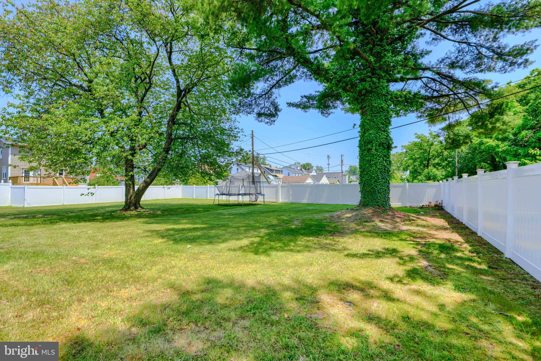 HOWARD PARK - Residential