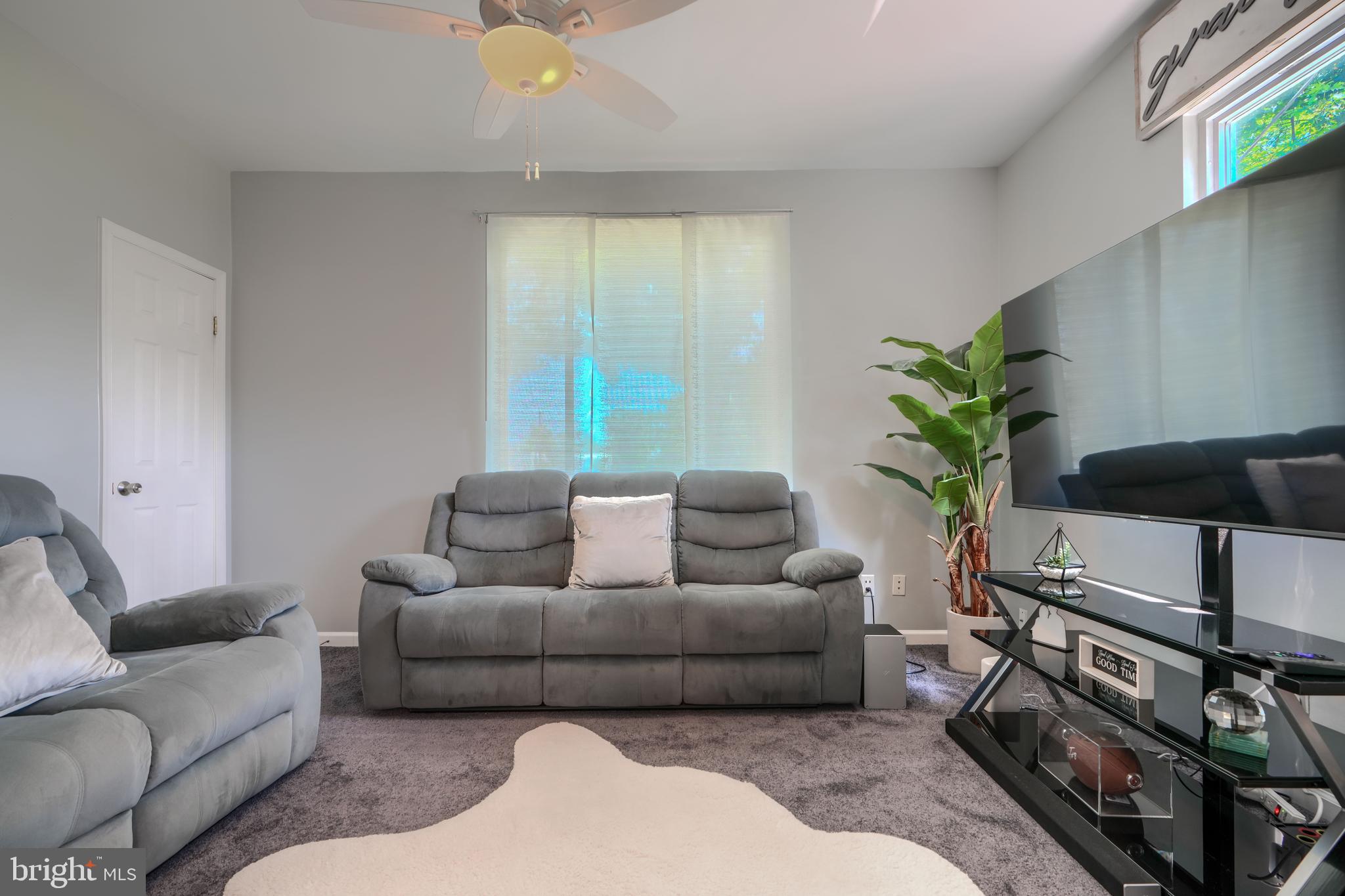 HOWARD PARK - Residential