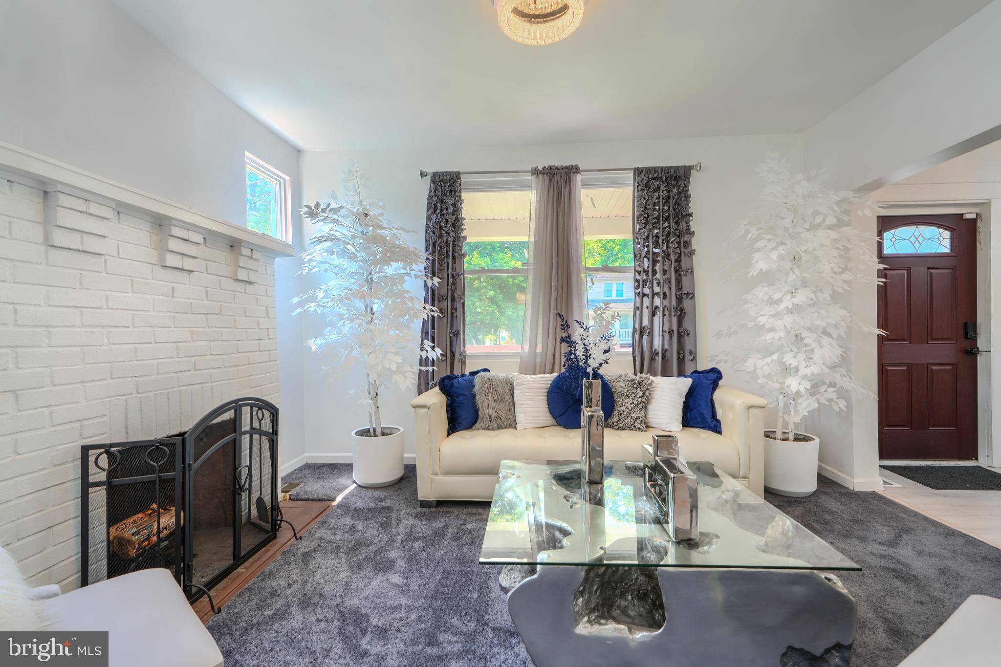 HOWARD PARK - Residential