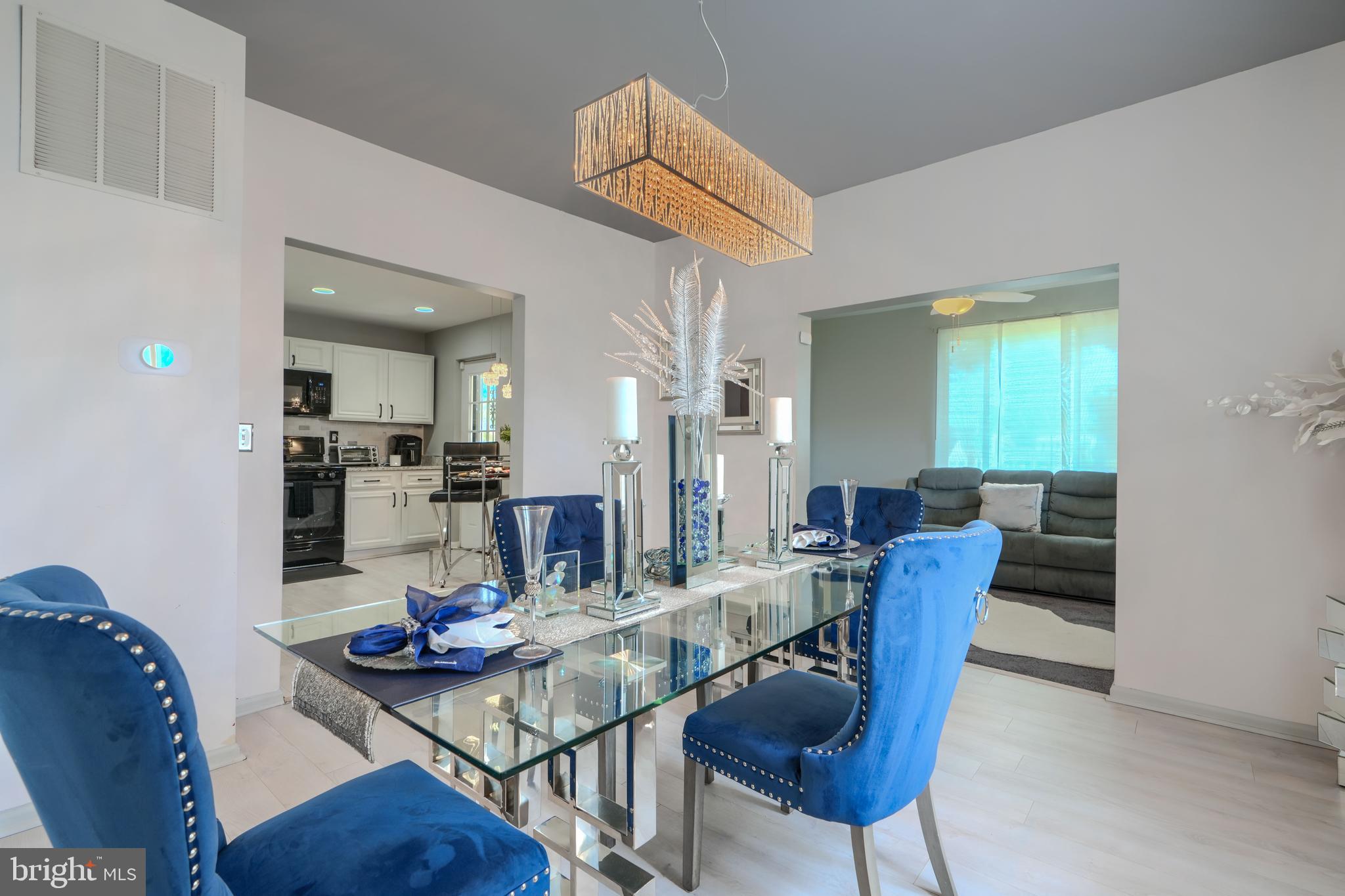 HOWARD PARK - Residential