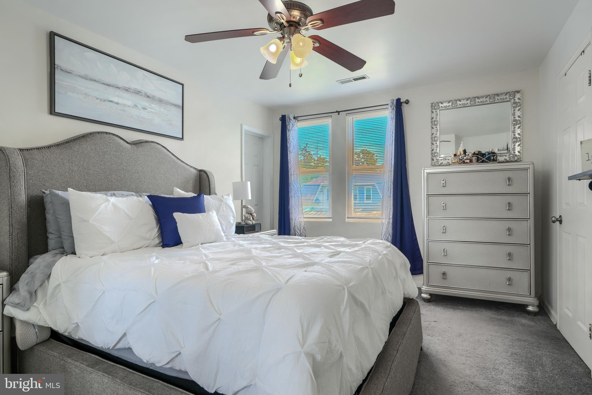 HOWARD PARK - Residential