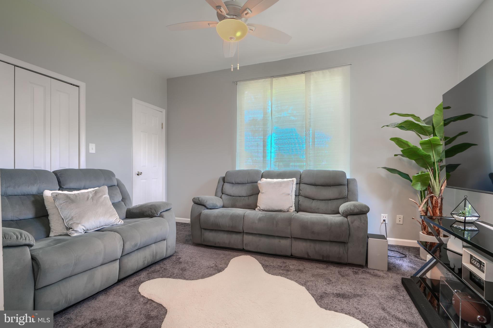 HOWARD PARK - Residential