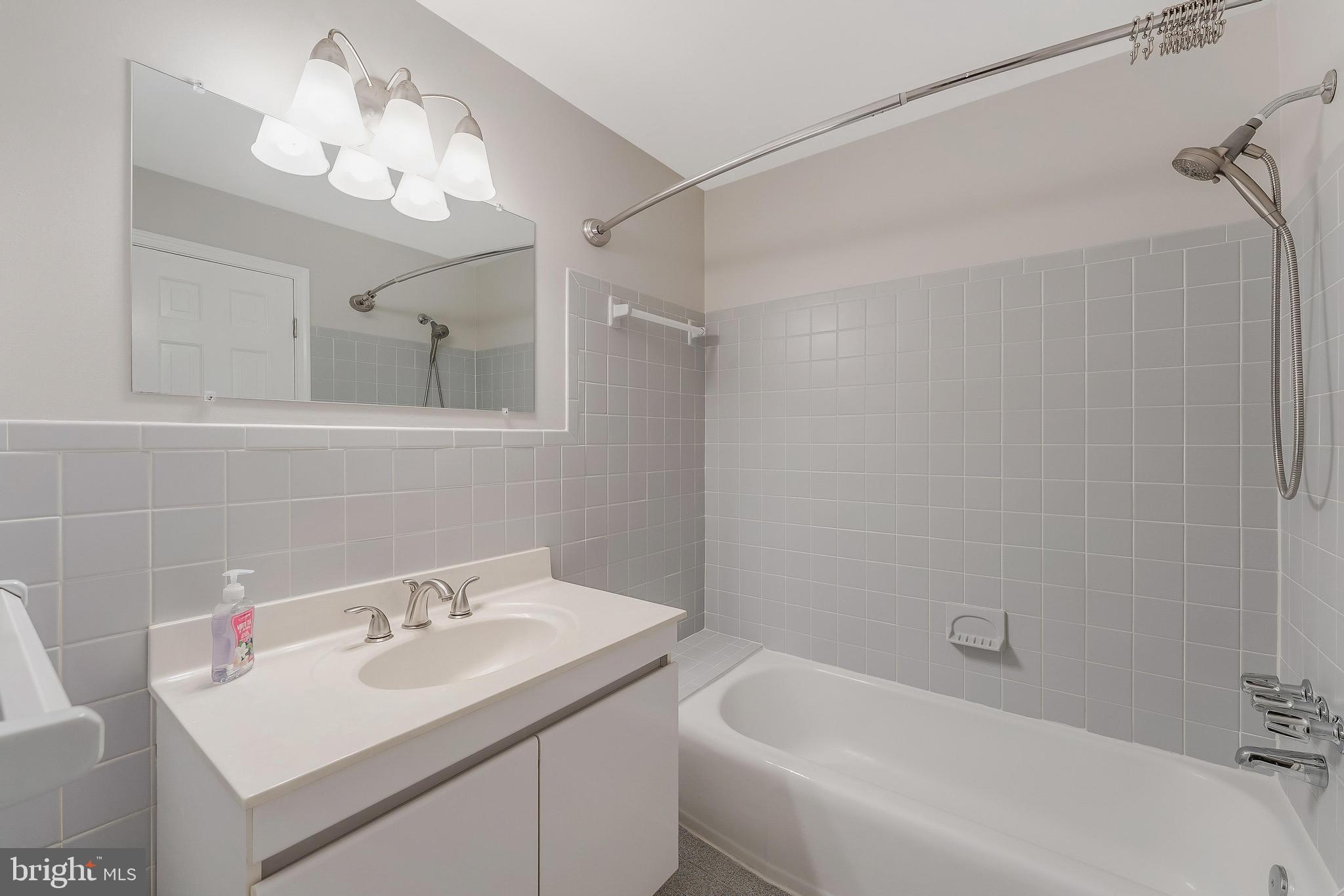 POTOMAC HILLS - Residential