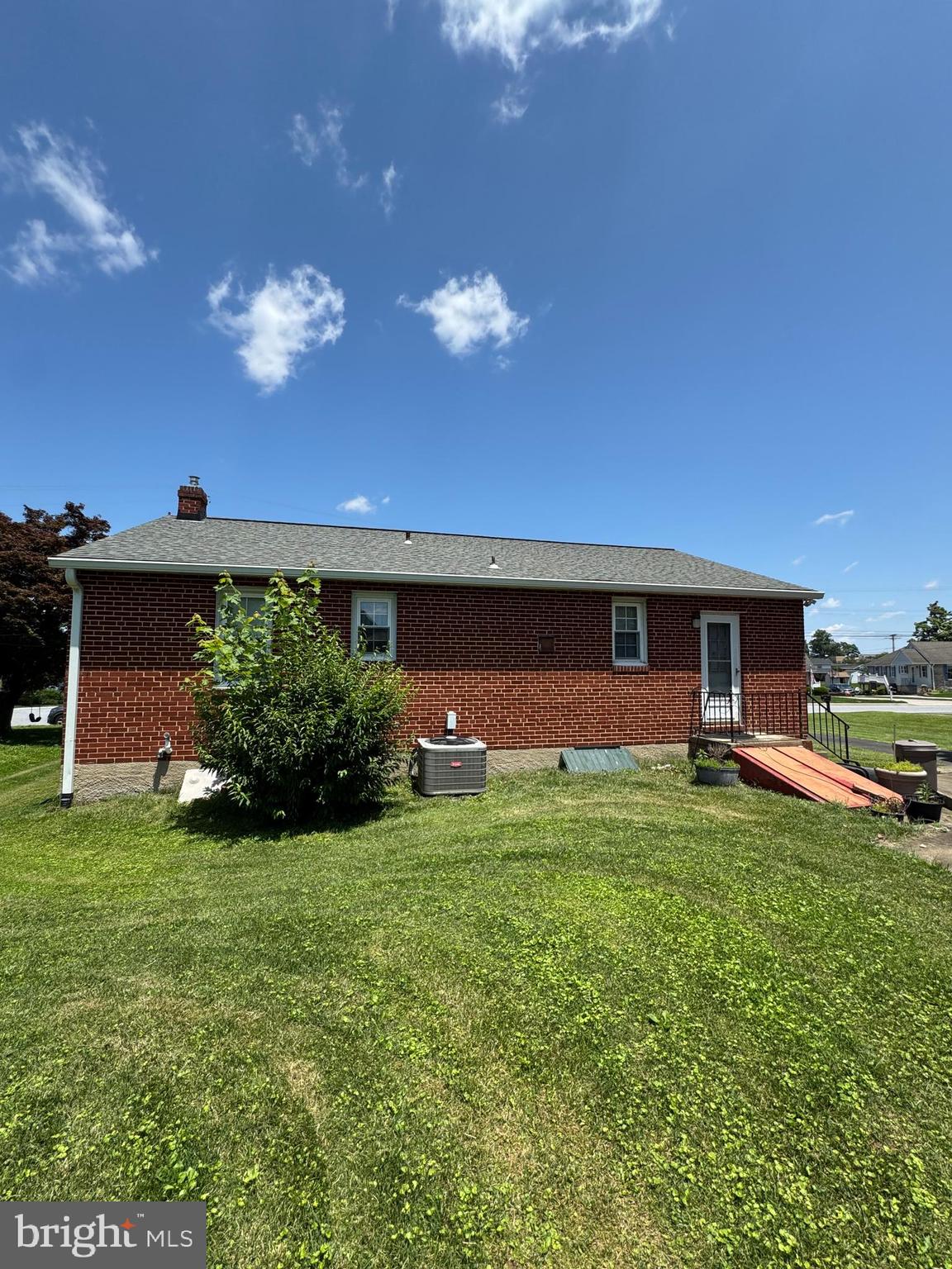 4123 BAKER LANE