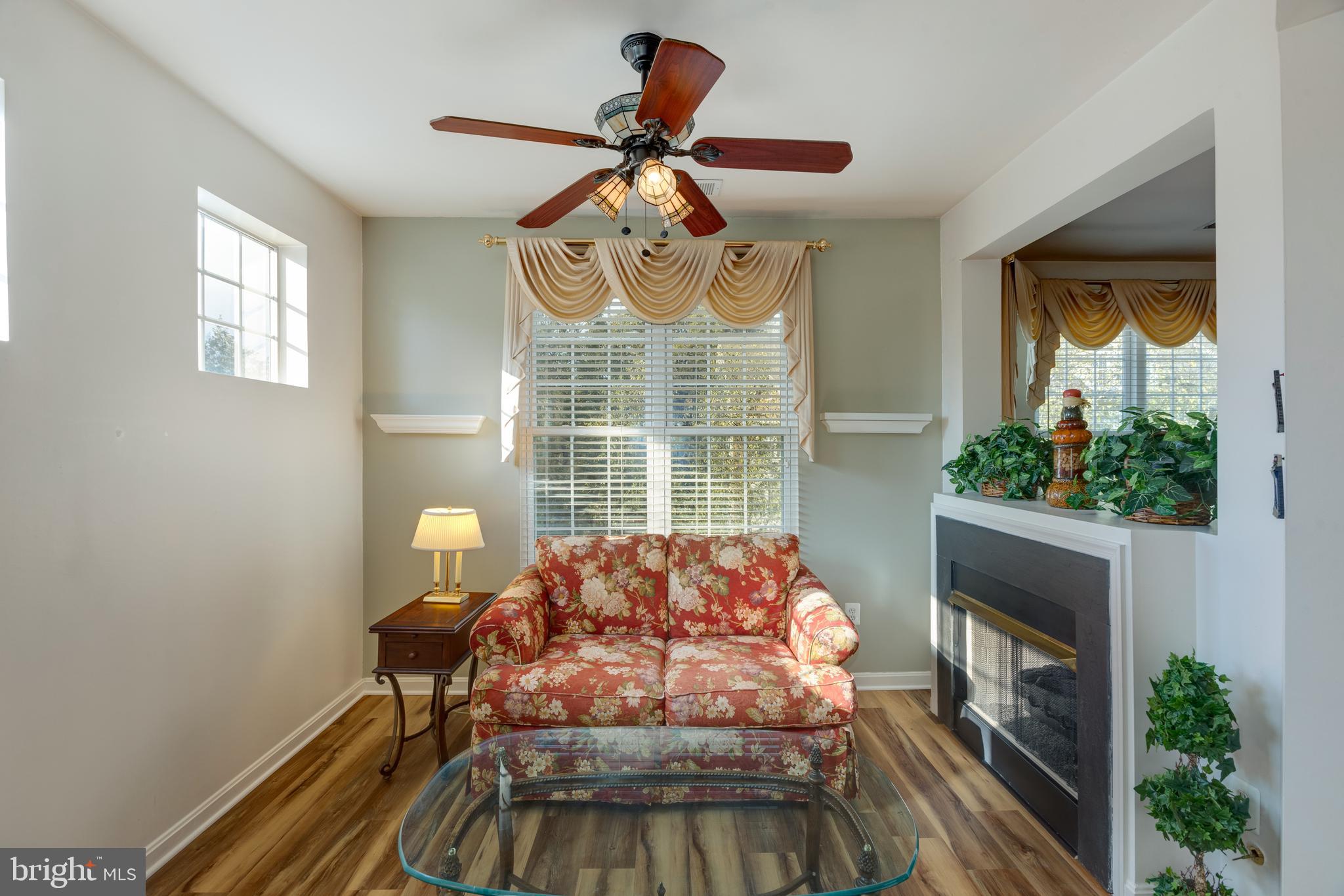 WINDY HILL - Residential