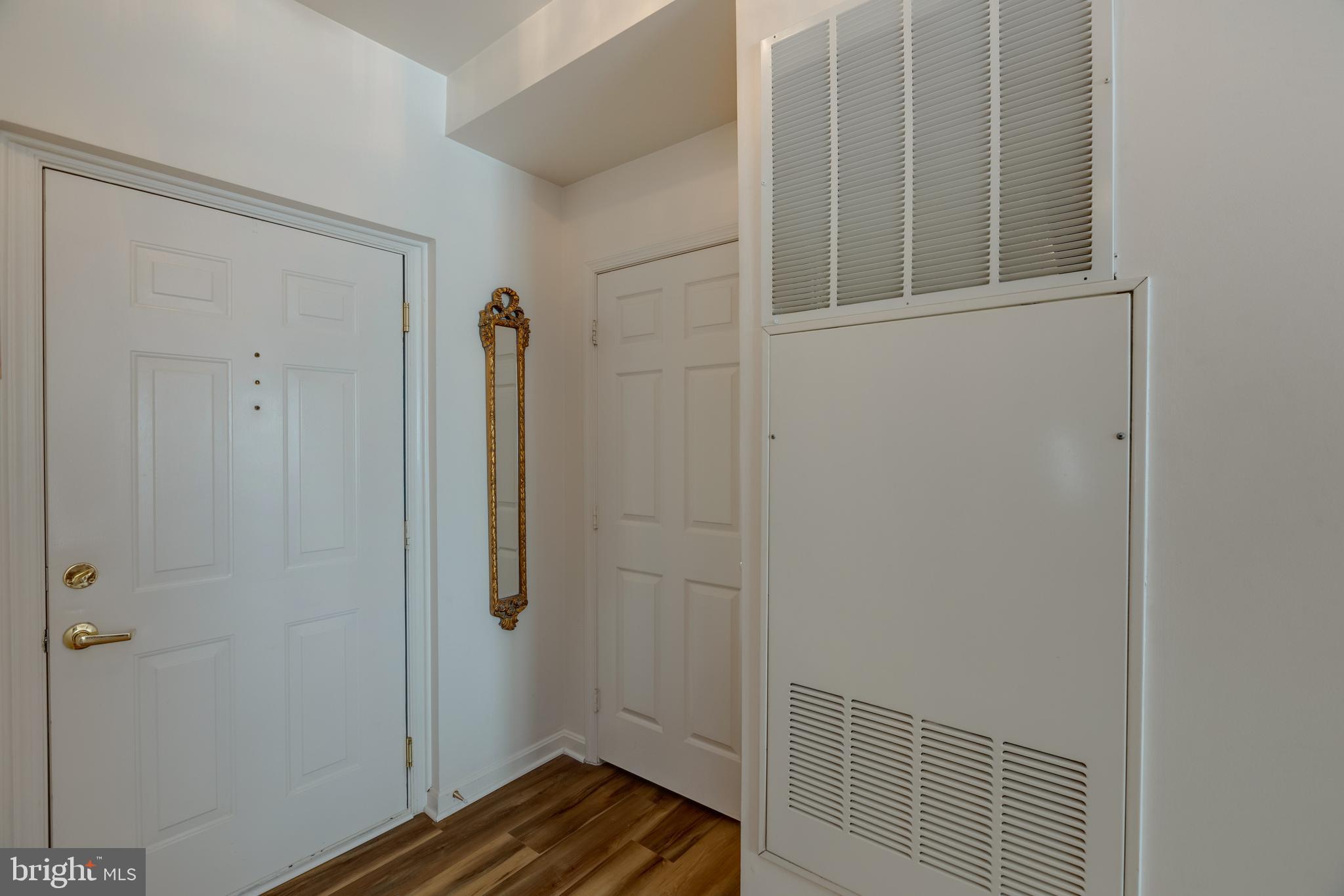 WINDY HILL - Residential