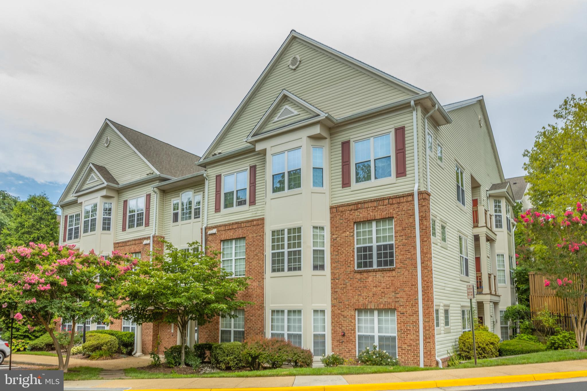 WINDY HILL - Residential