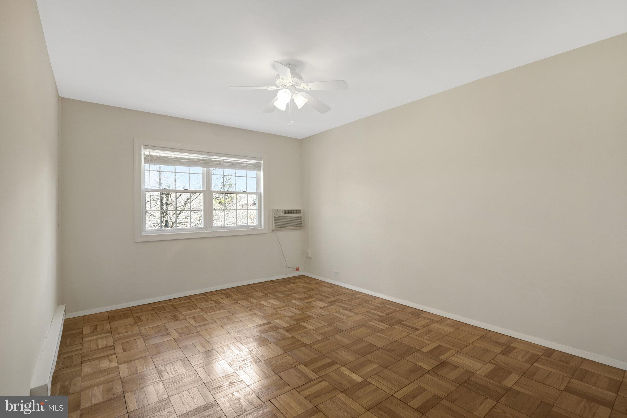 PARKFAIRFAX - Residential