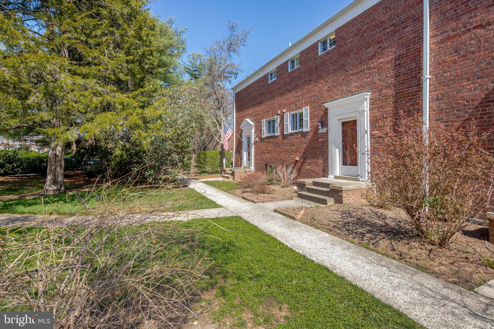 PARKFAIRFAX - Residential