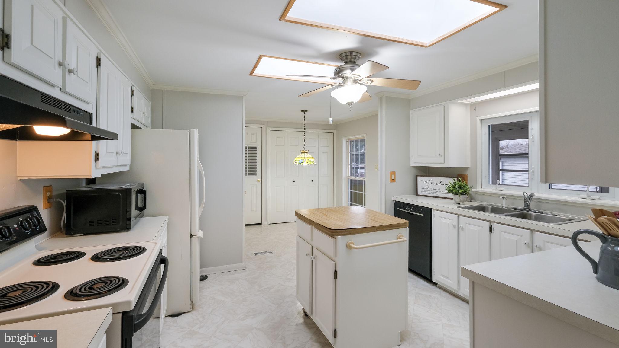 WALNUT MEADOWS - Residential