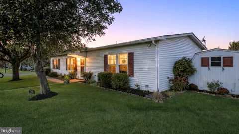 10 Bentwood Ct W, Harleysville, PA 19438 - MLS#: PAMC2157722