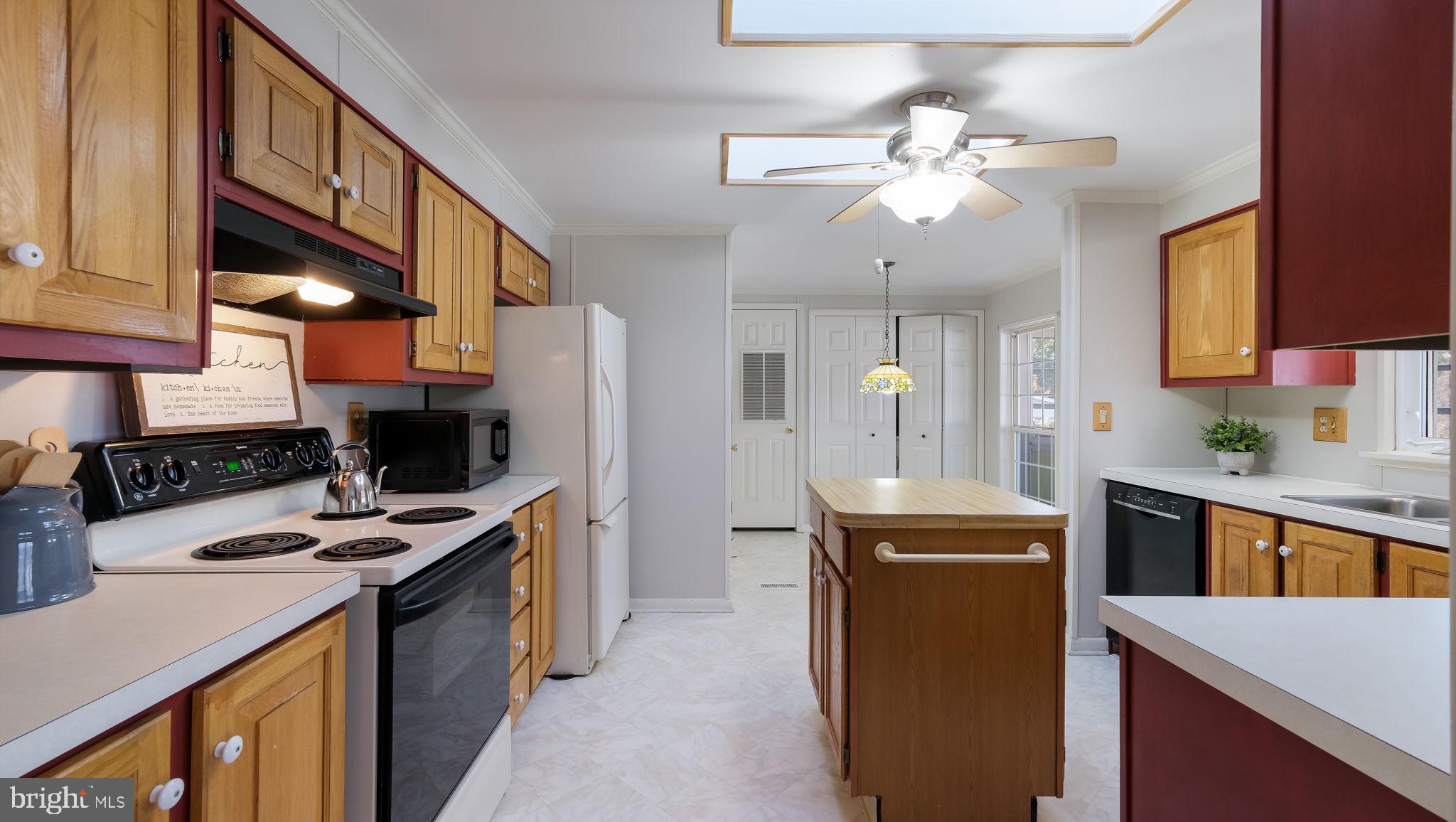 WALNUT MEADOWS - Residential