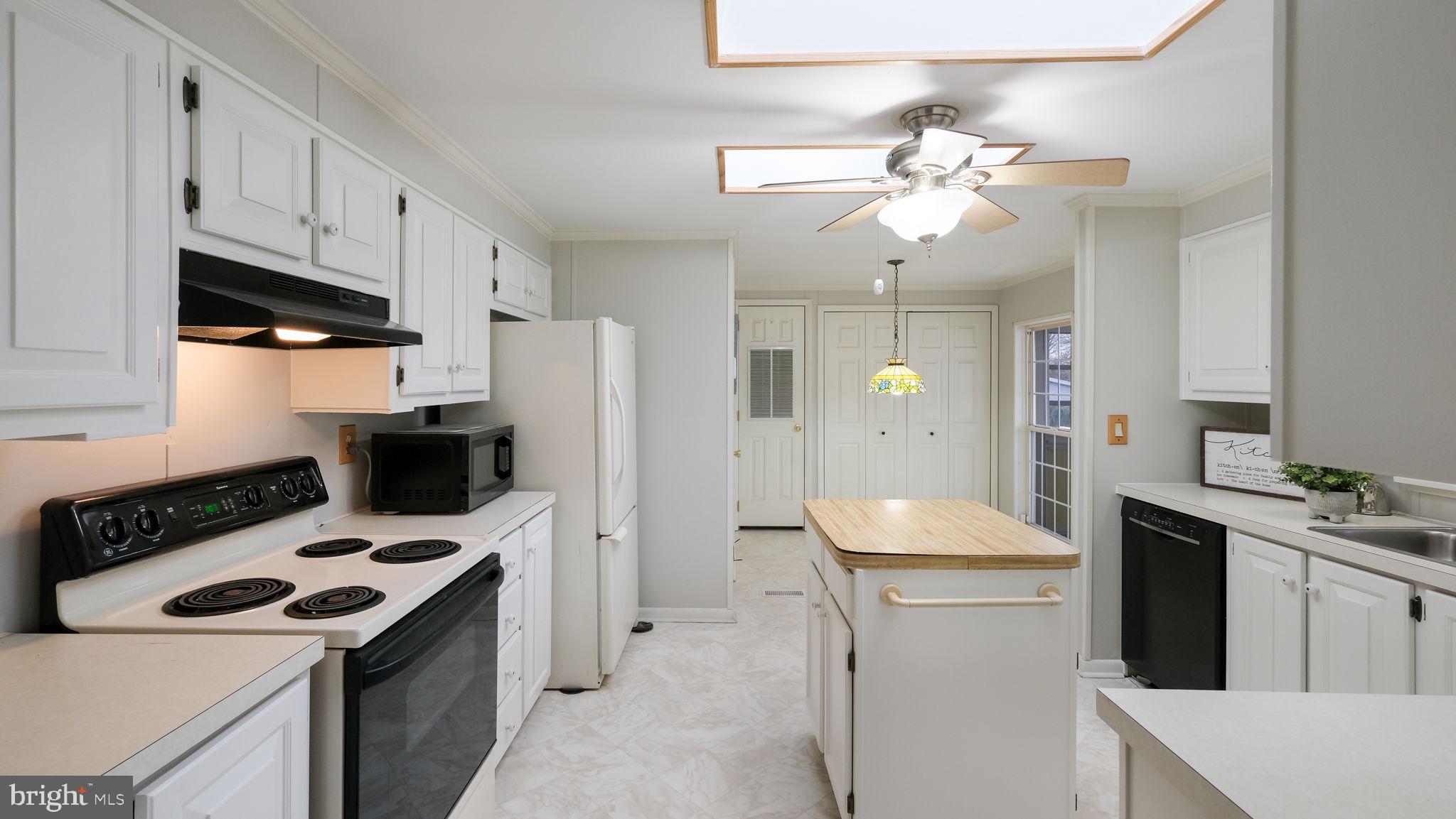 WALNUT MEADOWS - Residential