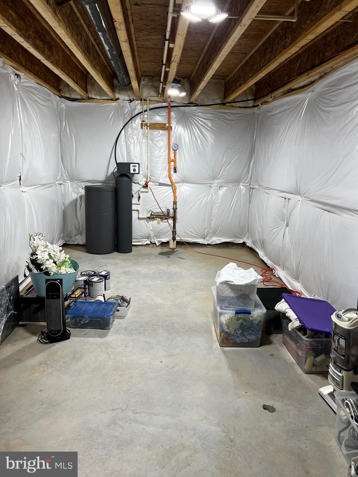 SNADER'S SUMMIT - Residential Lease