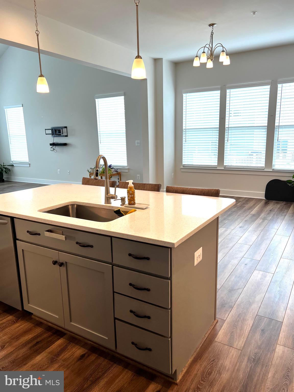 SNADER'S SUMMIT - Residential Lease