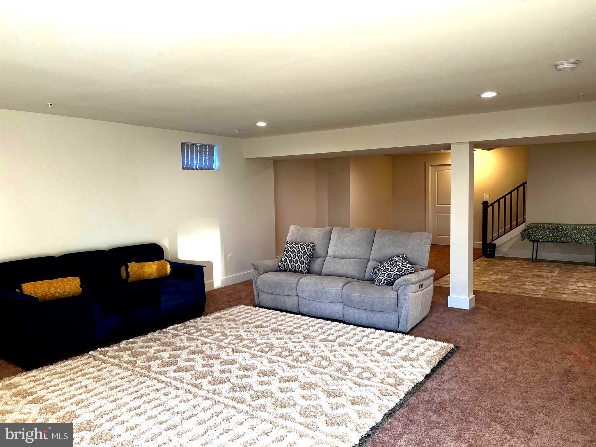 SNADER'S SUMMIT - Residential Lease