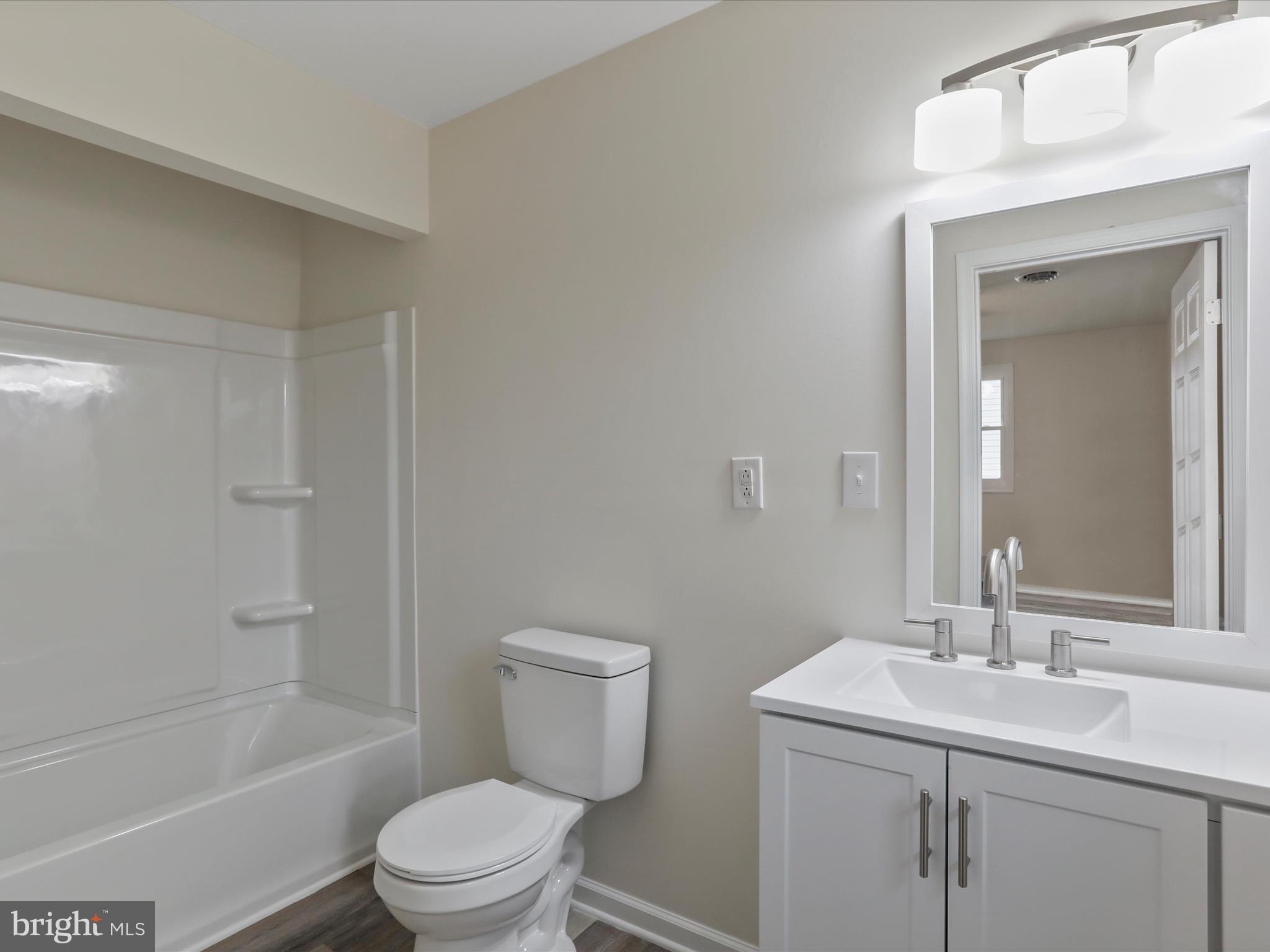 SKY-LIN PARK - Residential