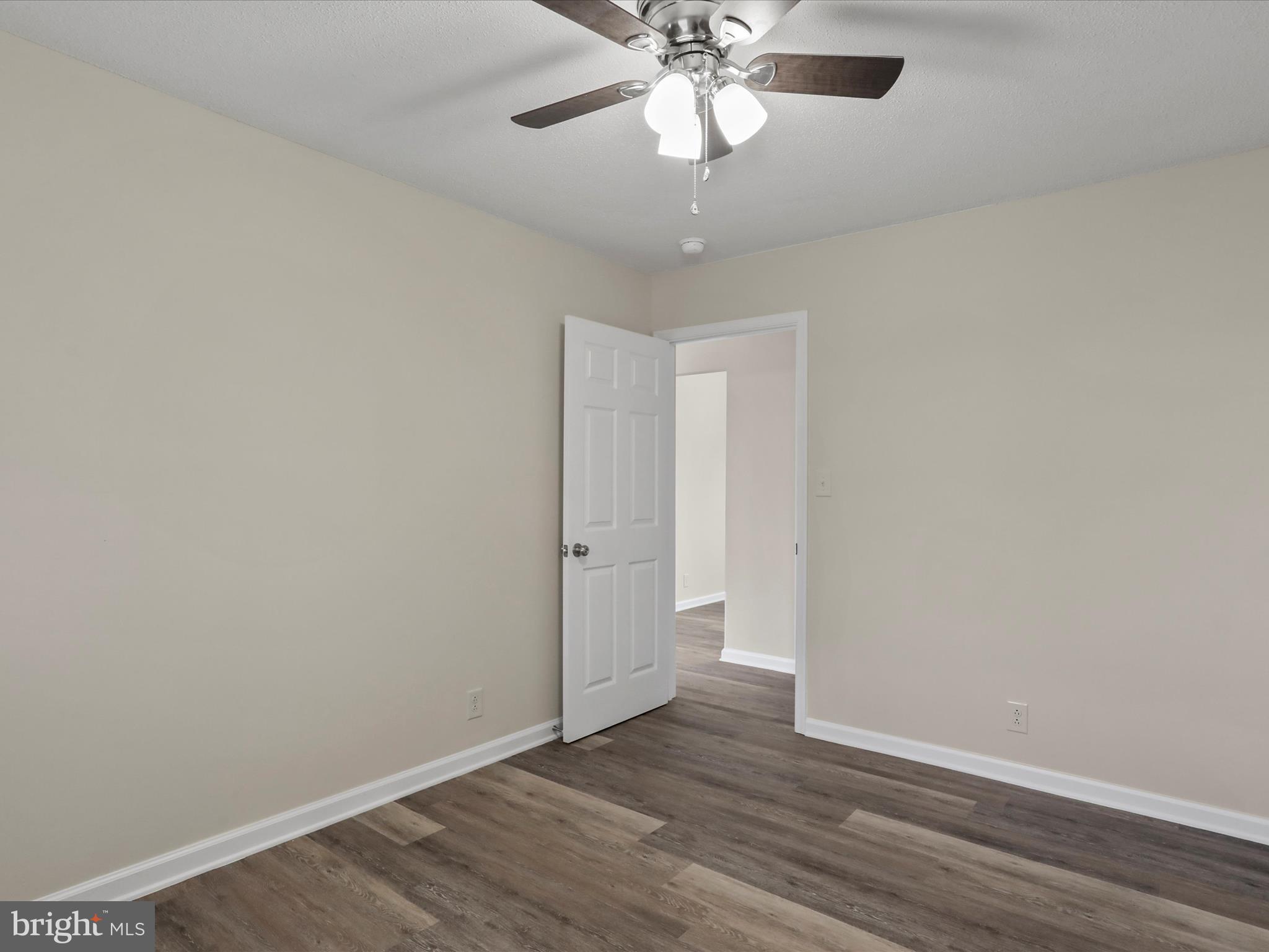 SKY-LIN PARK - Residential