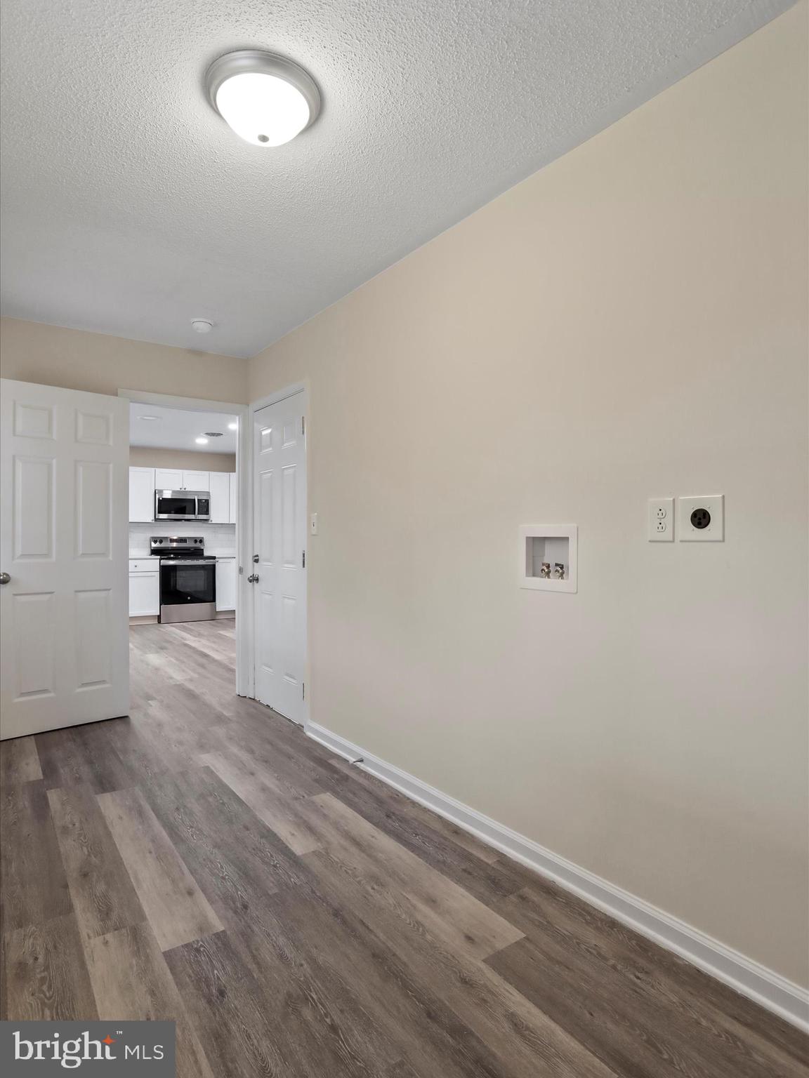 SKY-LIN PARK - Residential