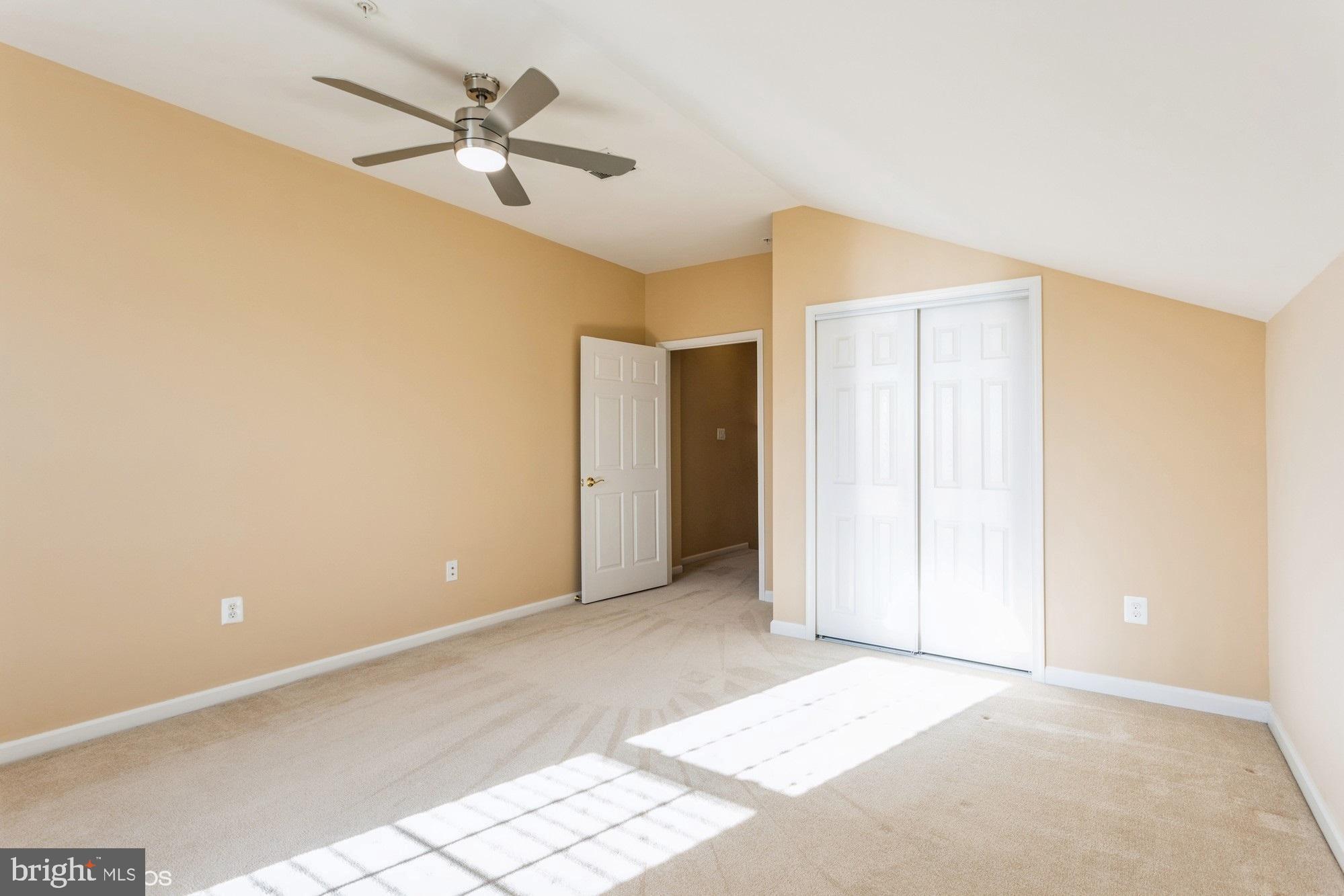 HEARTHSTONE AT VILLAGE CREST CONDOMINIUMS - Residential