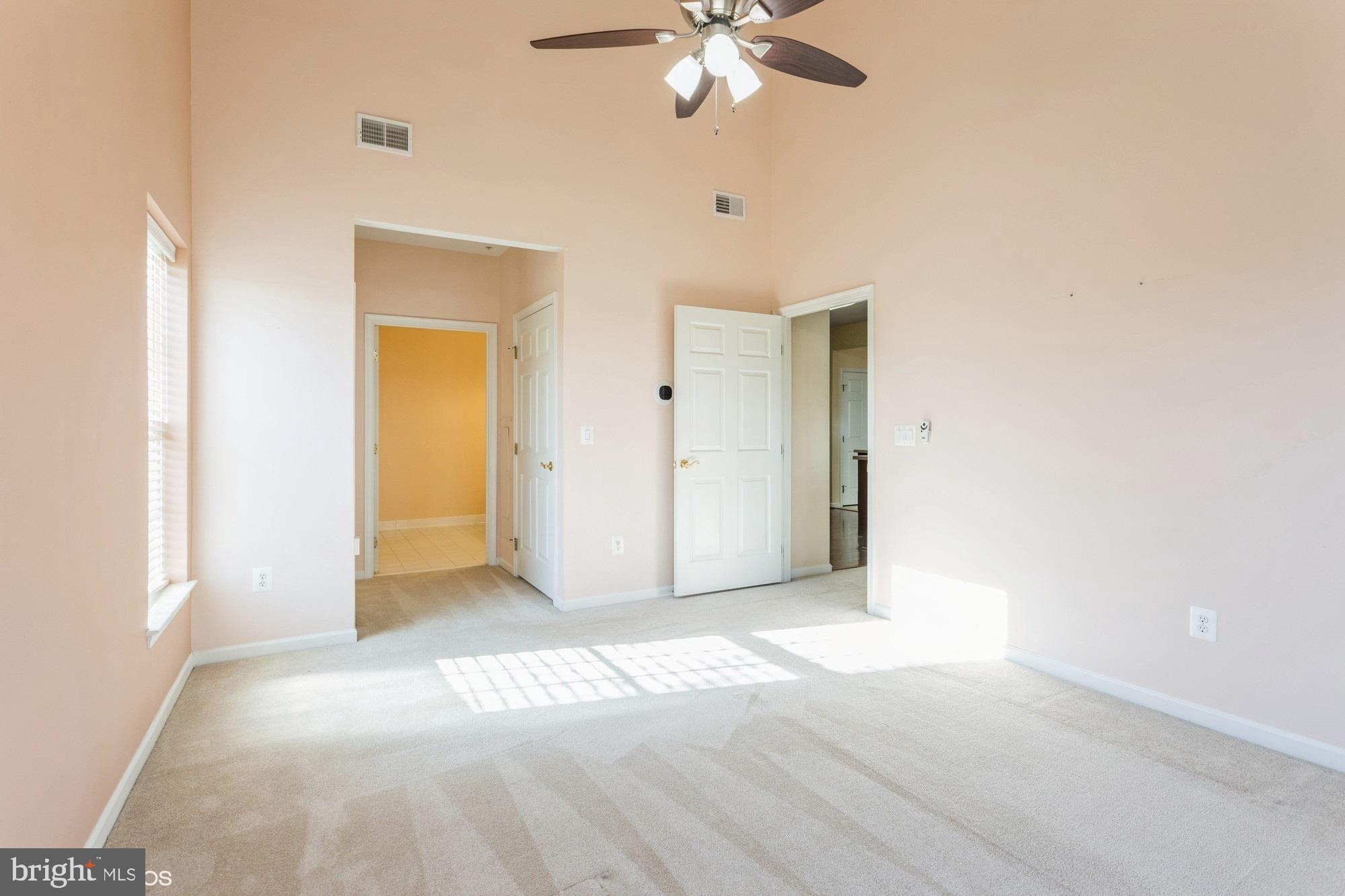 HEARTHSTONE AT VILLAGE CREST CONDOMINIUMS - Residential