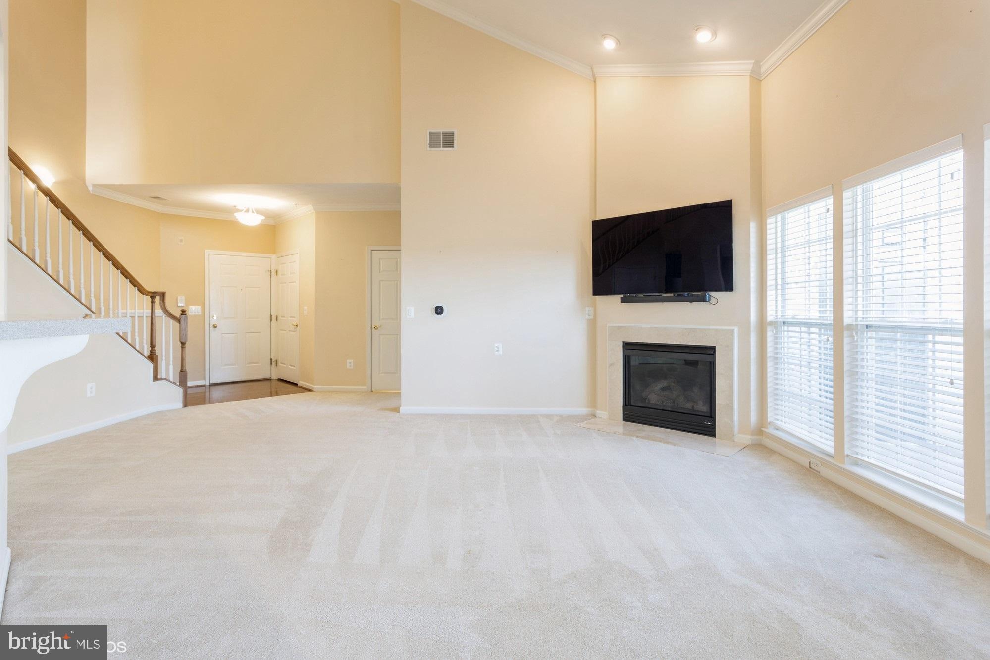 HEARTHSTONE AT VILLAGE CREST CONDOMINIUMS - Residential