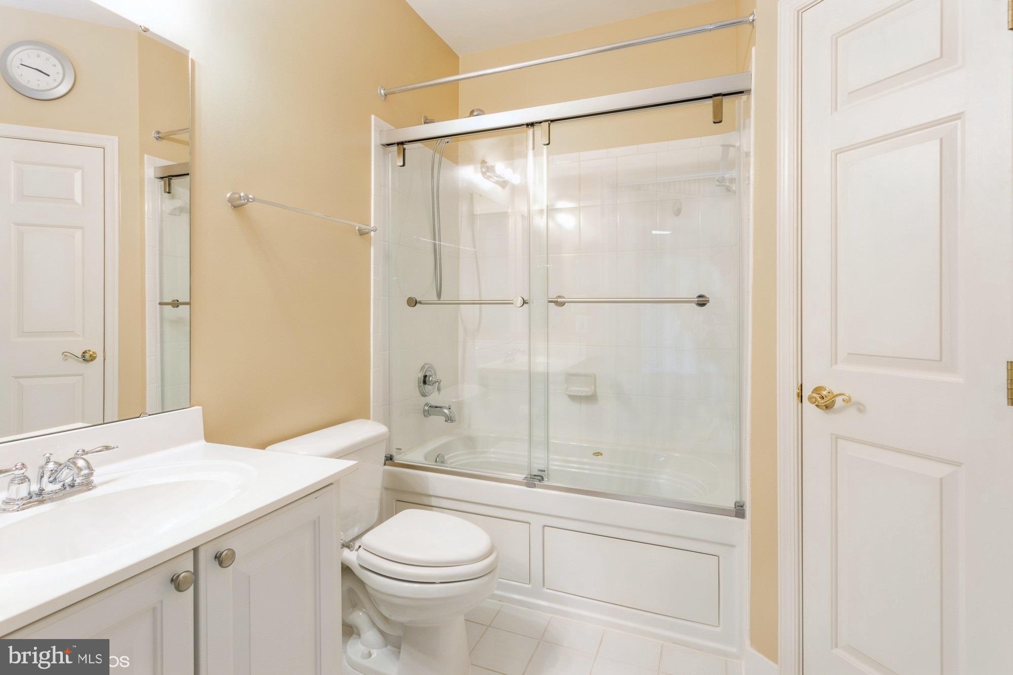 HEARTHSTONE AT VILLAGE CREST CONDOMINIUMS - Residential