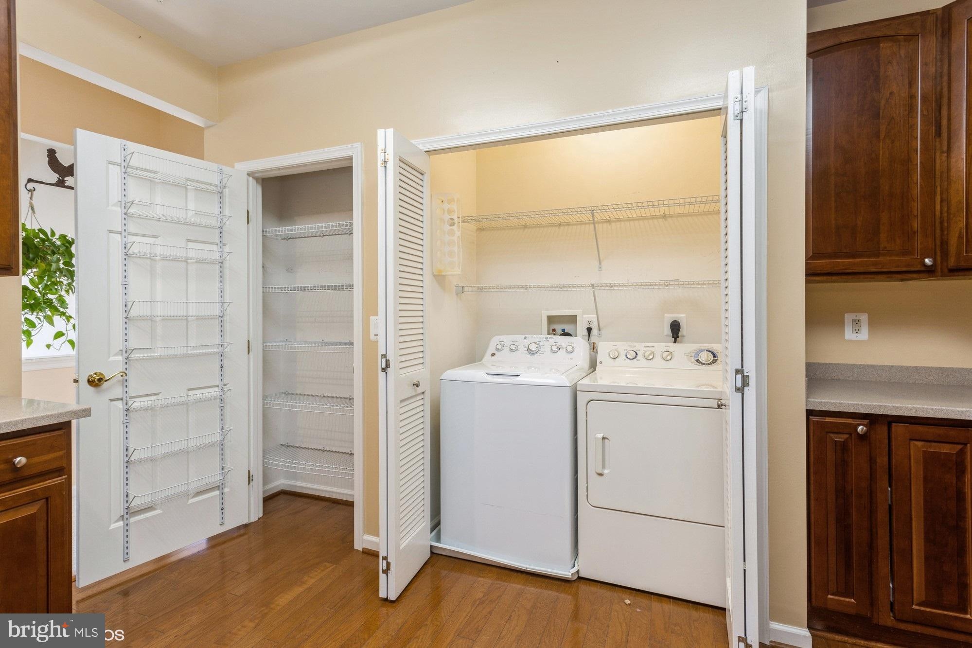 HEARTHSTONE AT VILLAGE CREST CONDOMINIUMS - Residential