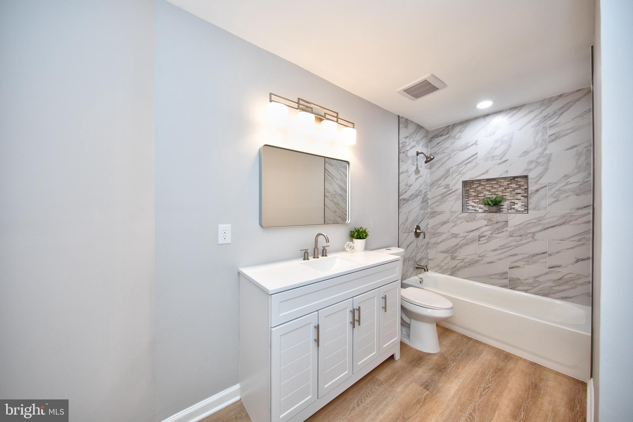 ROYAL HEIGHTS - Residential