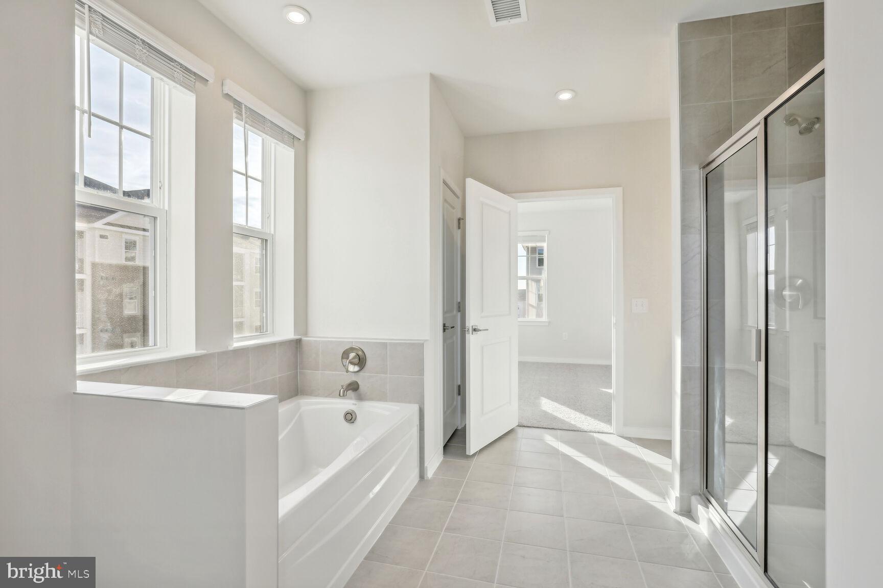 POTOMAC STATION MARKETPLACE - Residential