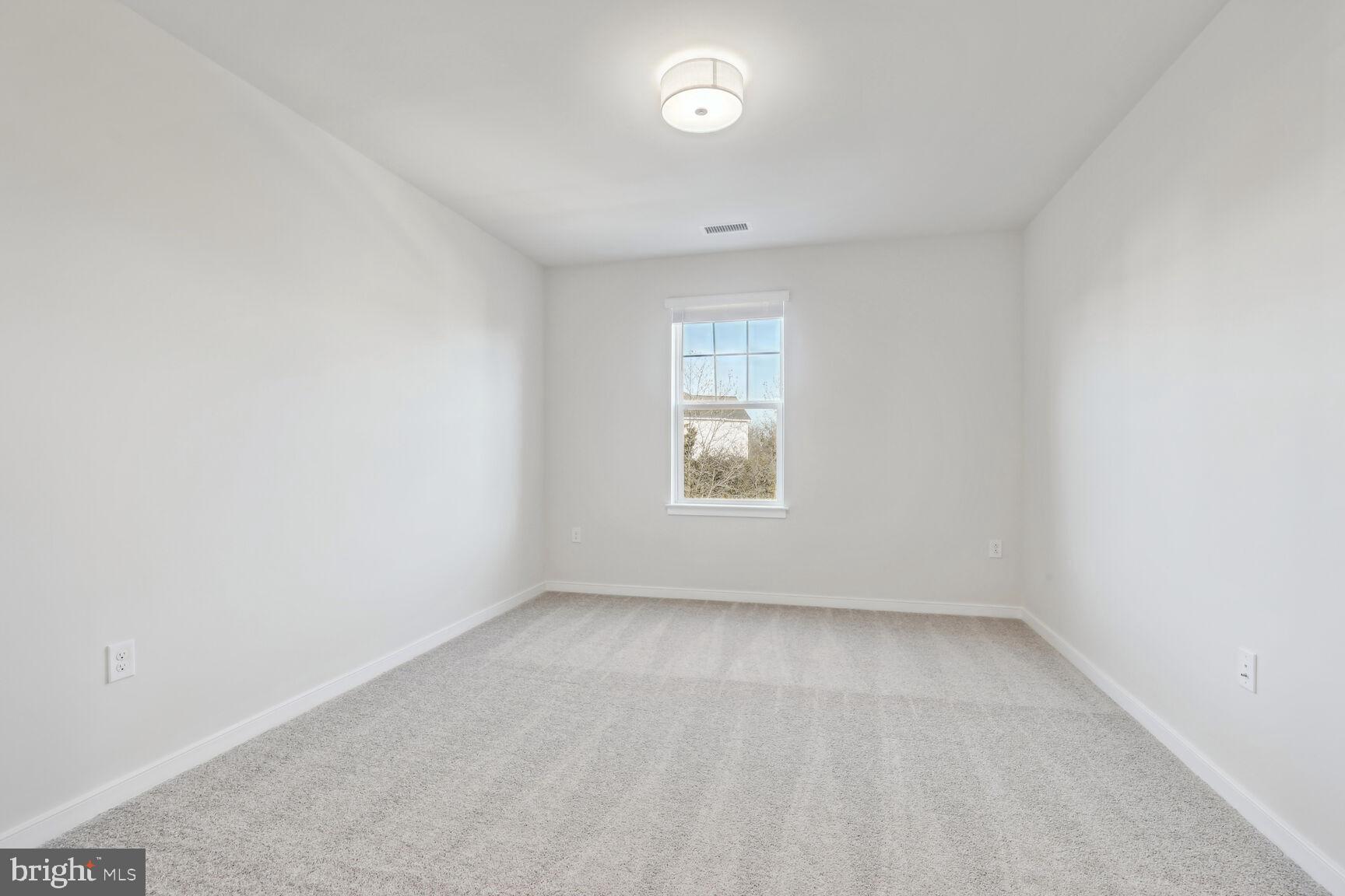 POTOMAC STATION MARKETPLACE - Residential