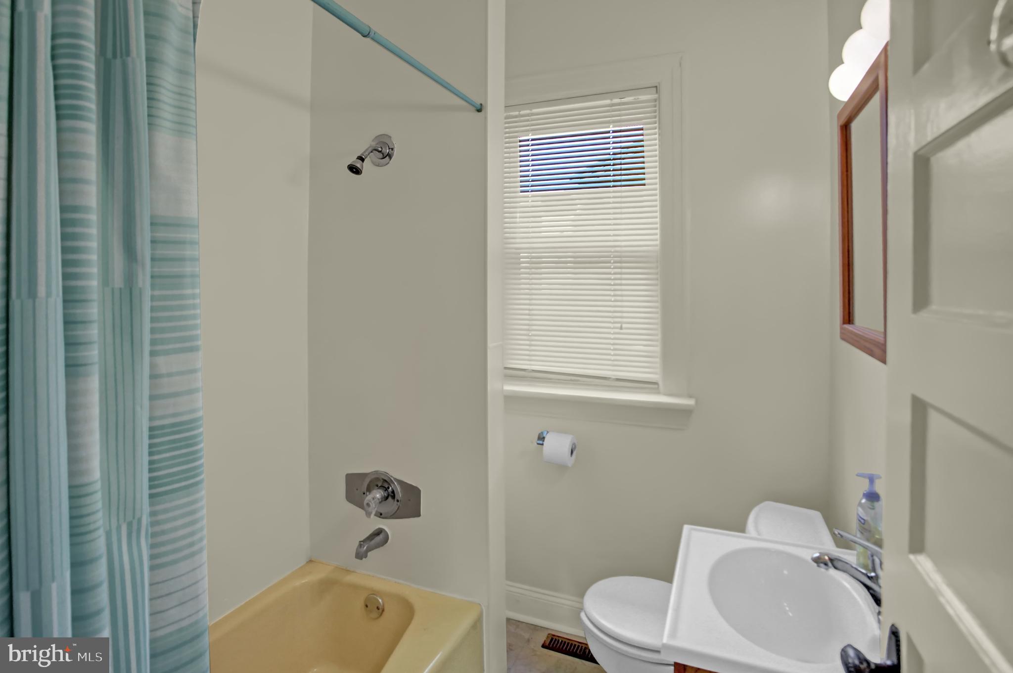 CAMP HILL - Residential